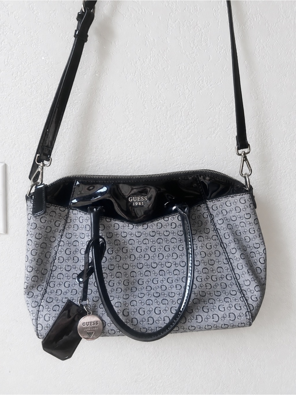 GUESS 1981 Black Gray Monogram Patent Shoulder Satchel Bag